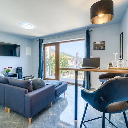 Perla 1-1 By Interhome Apartman