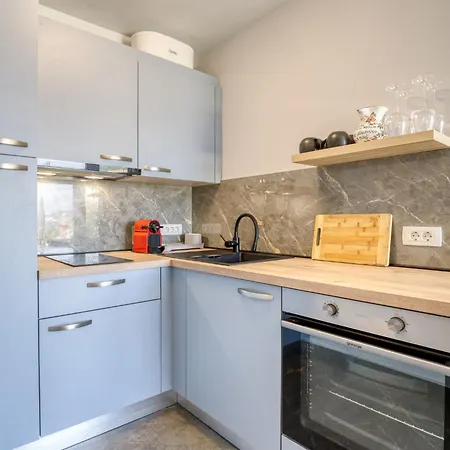 Perla 1-1 By Interhome * Ičići