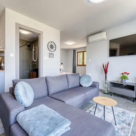 Perla 1-1 By Interhome Apartmán